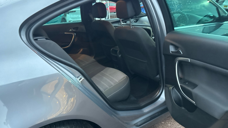 Vauxhall Insignia 2.0 CDTi [170] SRi Vx-line Nav 5dr Auto Diesel Hatchback